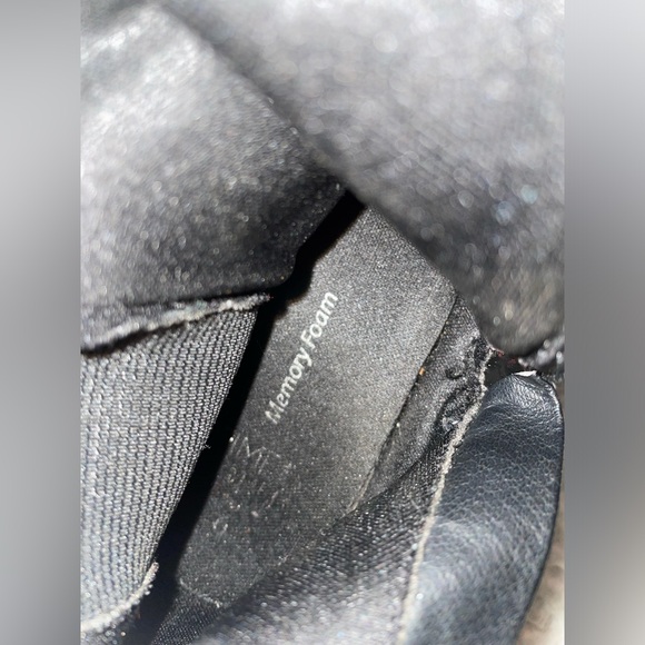 Time & Tru Women's Black Suede Boots Preowned - Picture 10 of 10